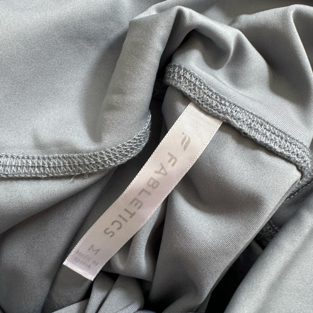 Fabletics Set - Picture 4 of 4